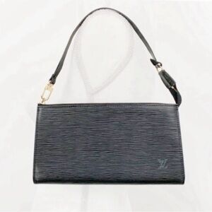 Louis Vuitton Epi Pochette Black